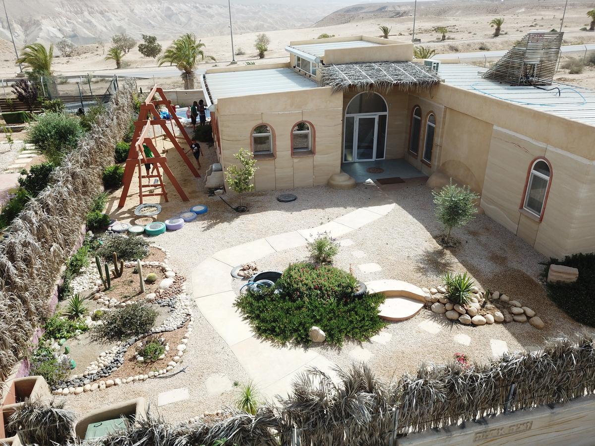 Villa Adama Midreshet Ben Gurion Екстериор снимка