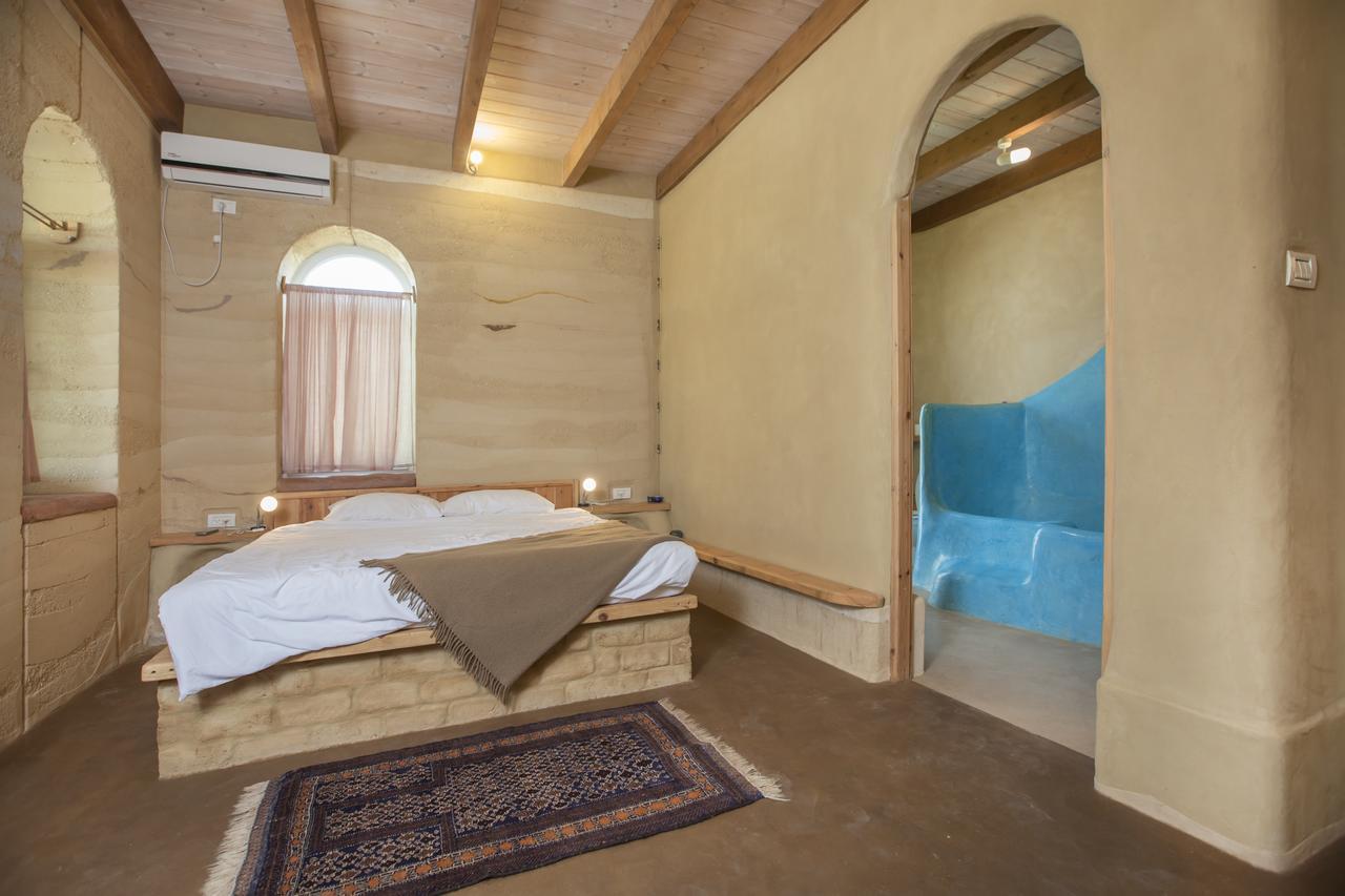 Villa Adama Midreshet Ben Gurion Екстериор снимка