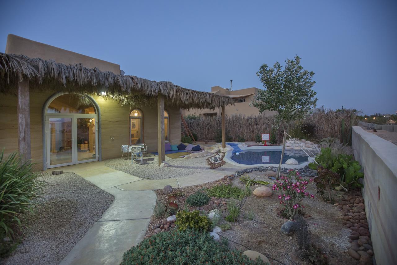 Villa Adama Midreshet Ben Gurion Екстериор снимка